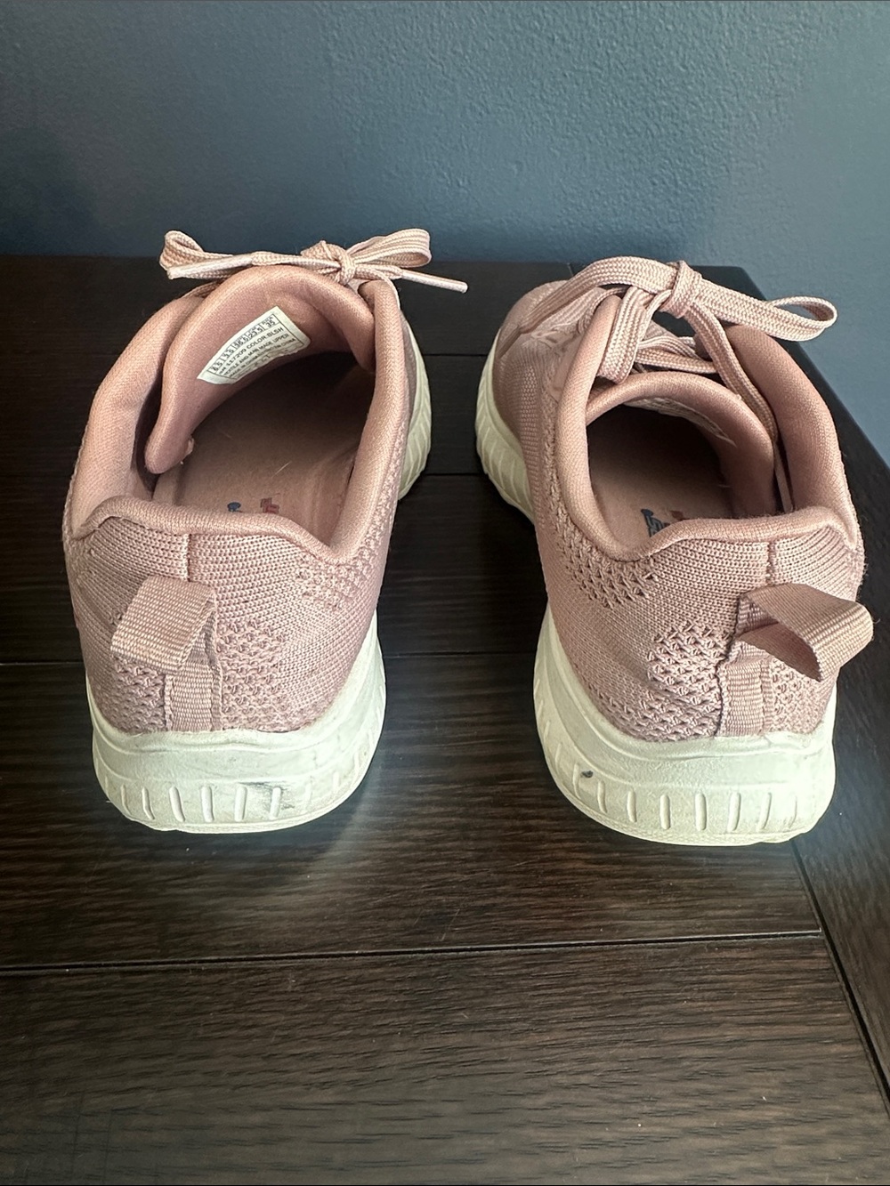 Women’s Light Pink Knit Lace-Up Sneakers size 6.5 - Picture 5 of 9